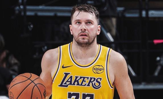 尽力局，东契奇25中16空砍42分7板8助4断，正负值-10